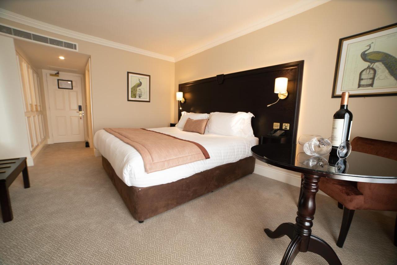 Finnstown Castle Hotel Lucan Kültér fotó