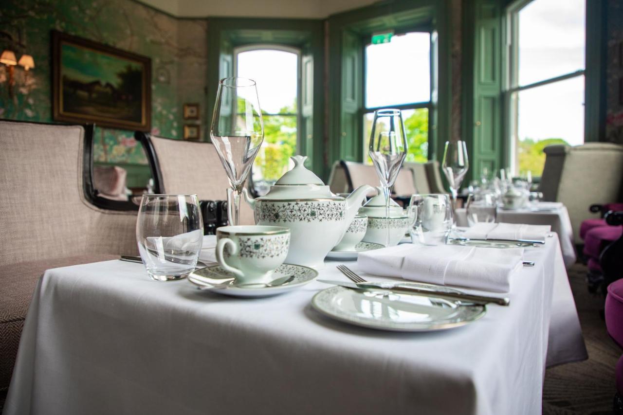 Finnstown Castle Hotel Lucan Kültér fotó