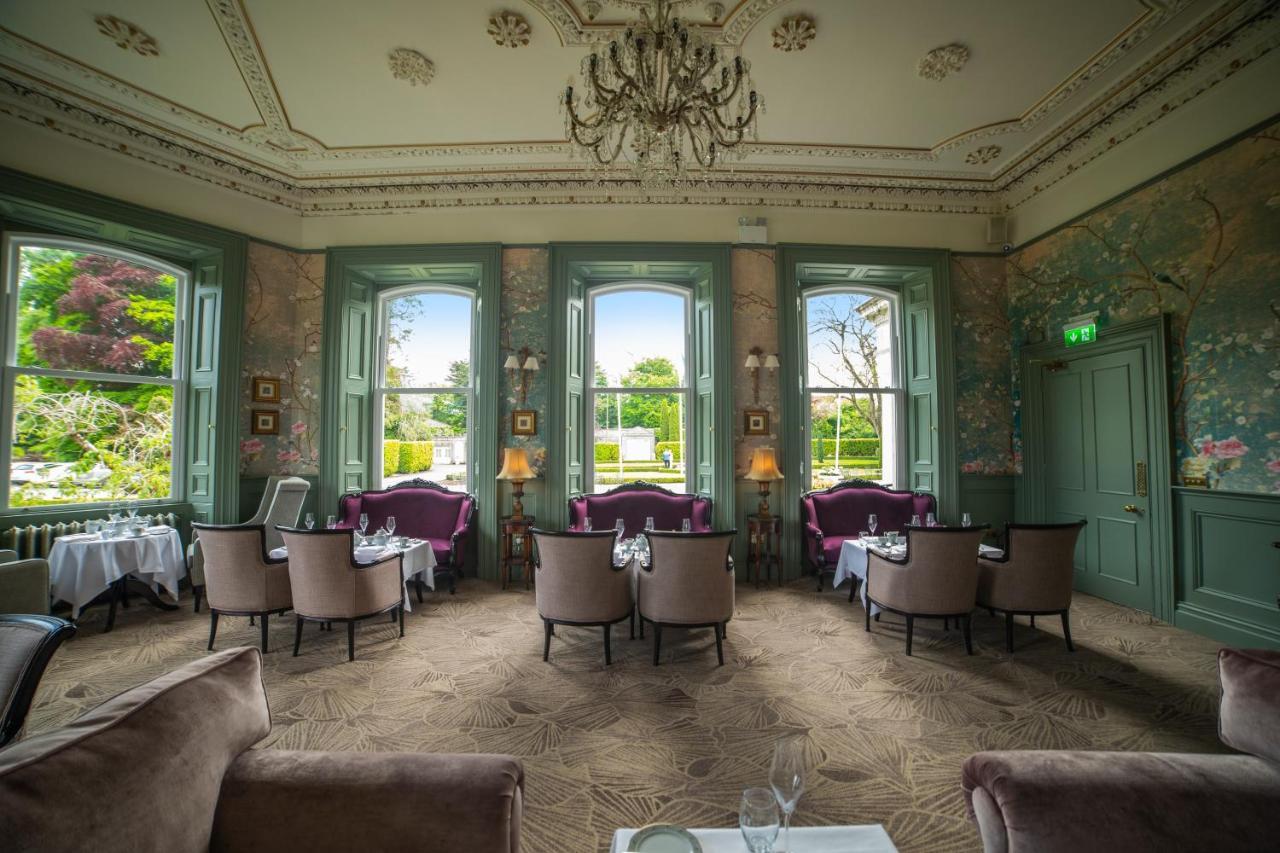 Finnstown Castle Hotel Lucan Kültér fotó